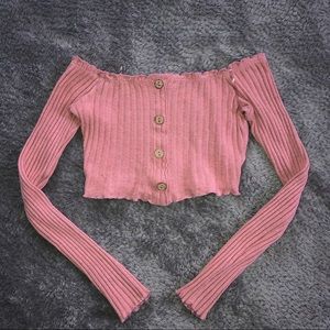 ❌SOLD❌ Off shoulder Crop top